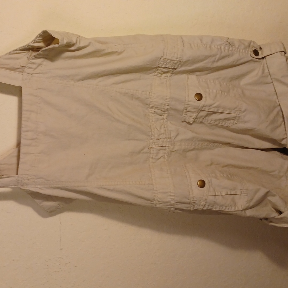 Beige romper - Picture 2 of 3